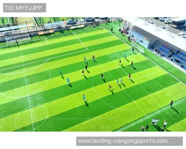 尽享足球赛事在线直播的激情与精彩瞬间，随时随地与球迷共享盛宴